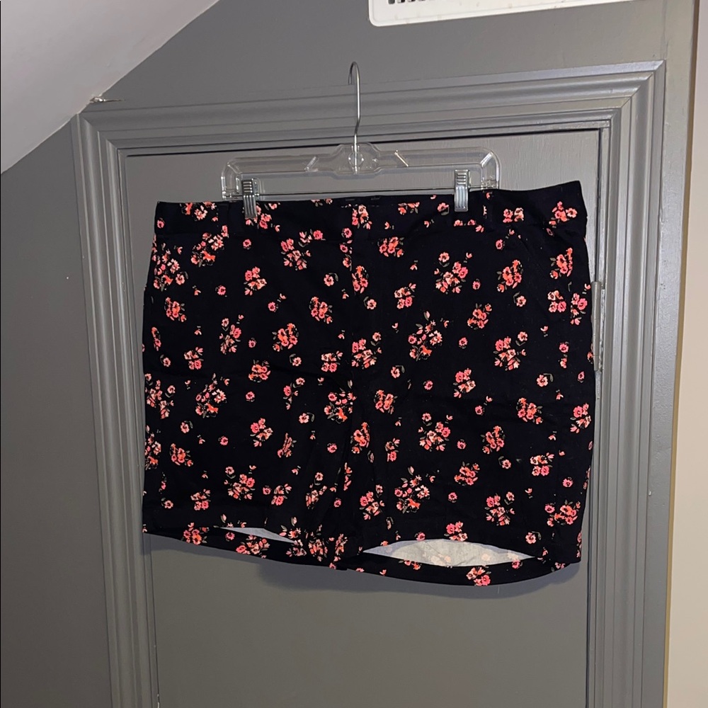 Boutique 9 Black Shorts with Coral Pink Floral Print